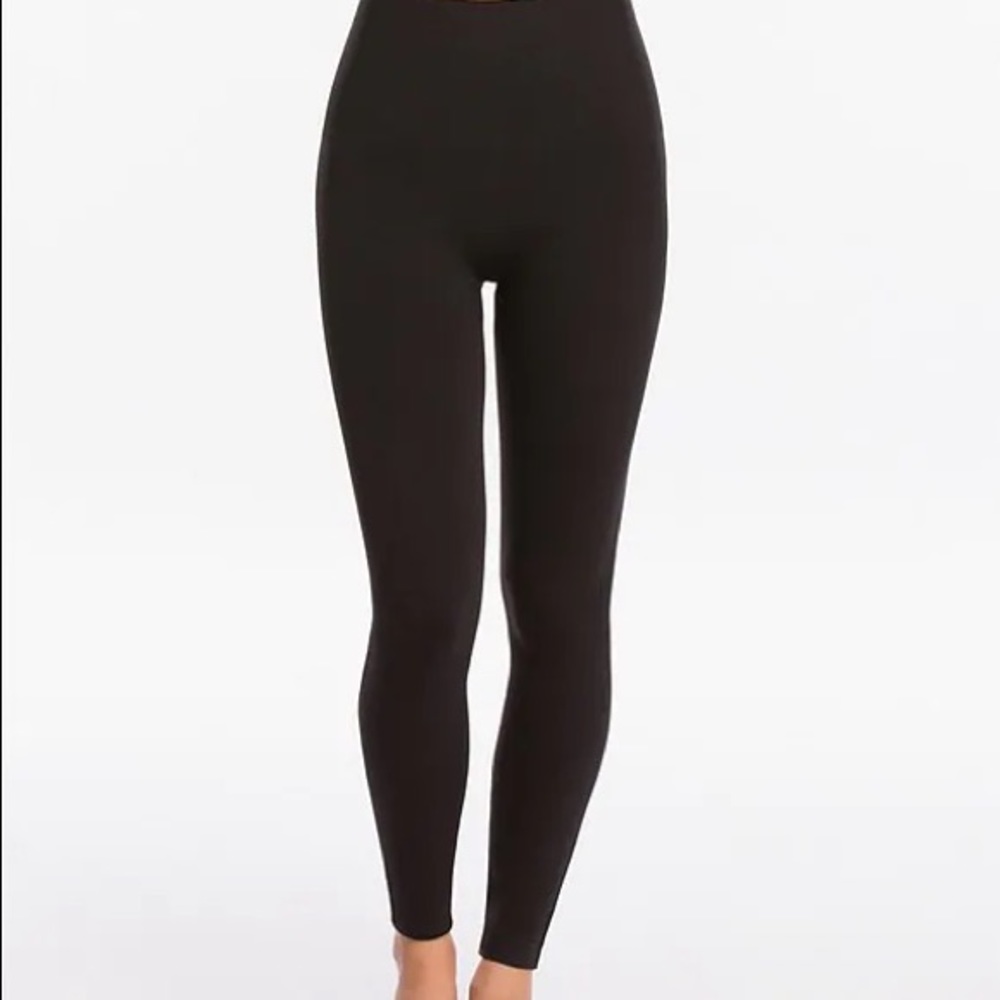 SPANX Look At Me Now Seamless Legging